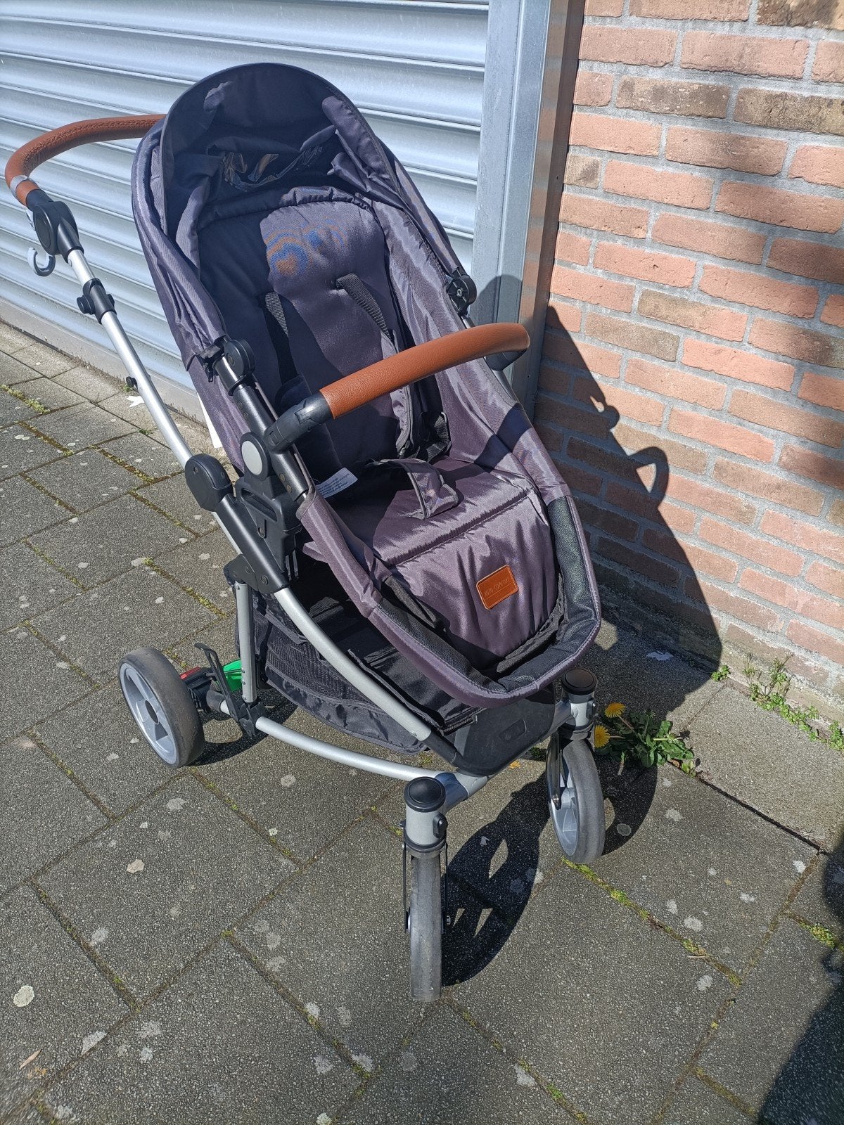 Stijlvolle Combiwagen met Autostoeltje - Grijs/Bruin, Ophalen, Zo goed als nieuw, Combiwagen, Met autostoeltje