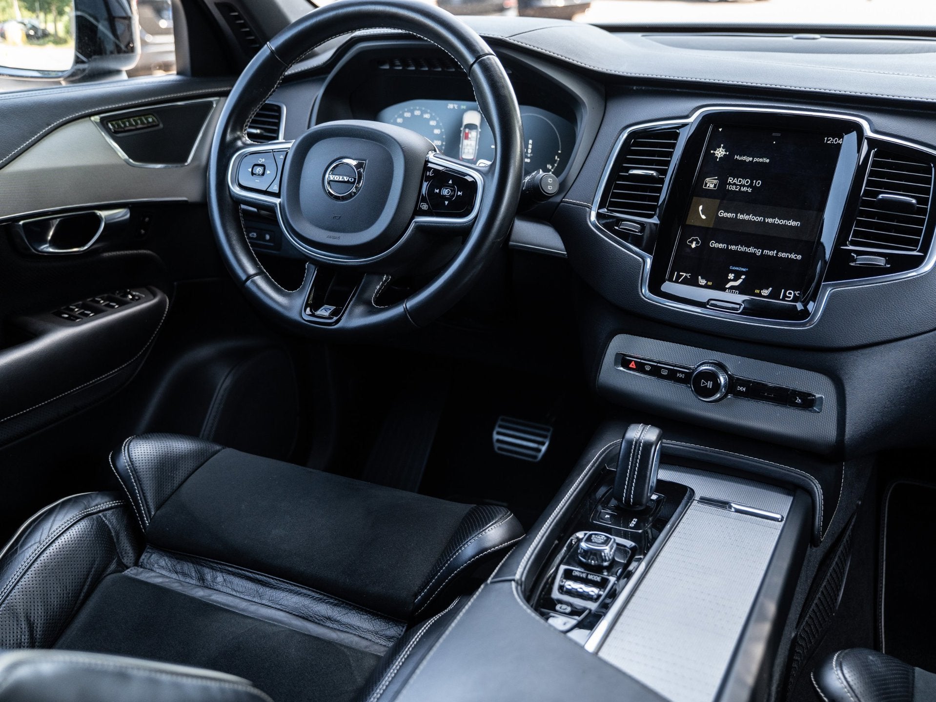 Volvo XC90 2.0 T8 Twin Engine AWD R-DESIGN | INCL BTW | APPL, Gebruikt, 4 cilinders, 1969 cc, 7 stoelen