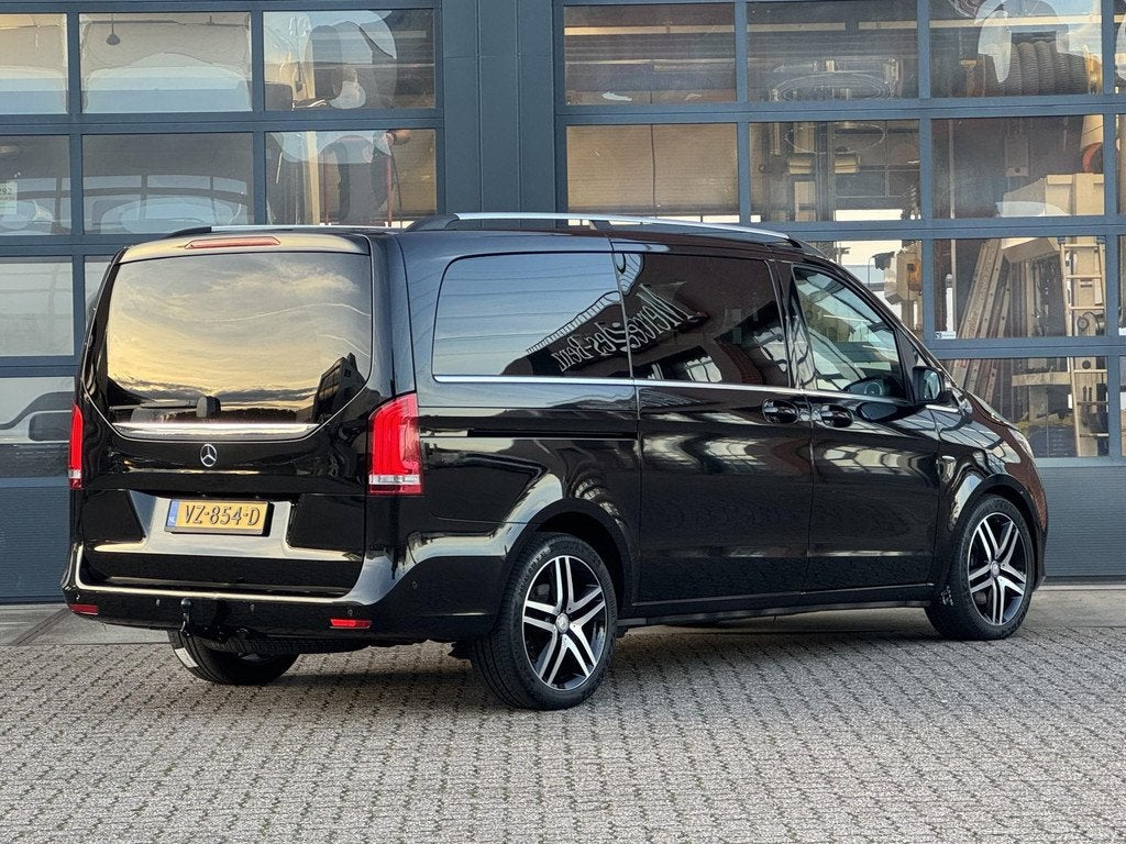 Mercedes-Benz V-Klasse V 250d L DC Avantgarde Ed. | 360° Ca, Auto's, Bestelauto's, Gebruikt, Met garantie (alle), 2500 kg, Zwart