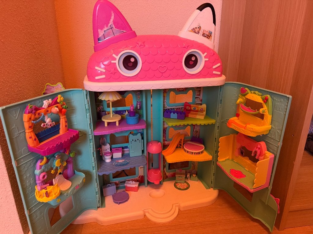 Gaby poppenhuis met 4 extra kamers, Ophalen, Gebruikt, Poppenhuis
