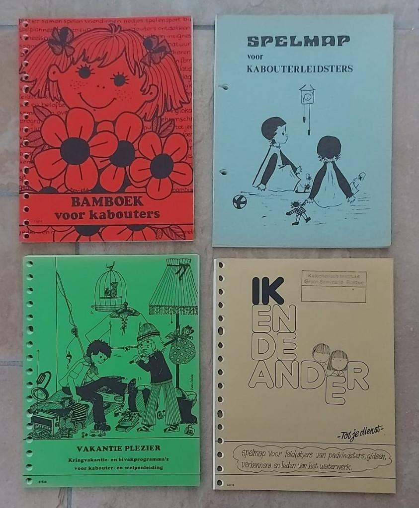 scouting hand en instructieboeken Kabouters en leidsters div, Verzamelen, Scouting, Ophalen of Verzenden, Zo goed als nieuw, Boek of Tijdschrift