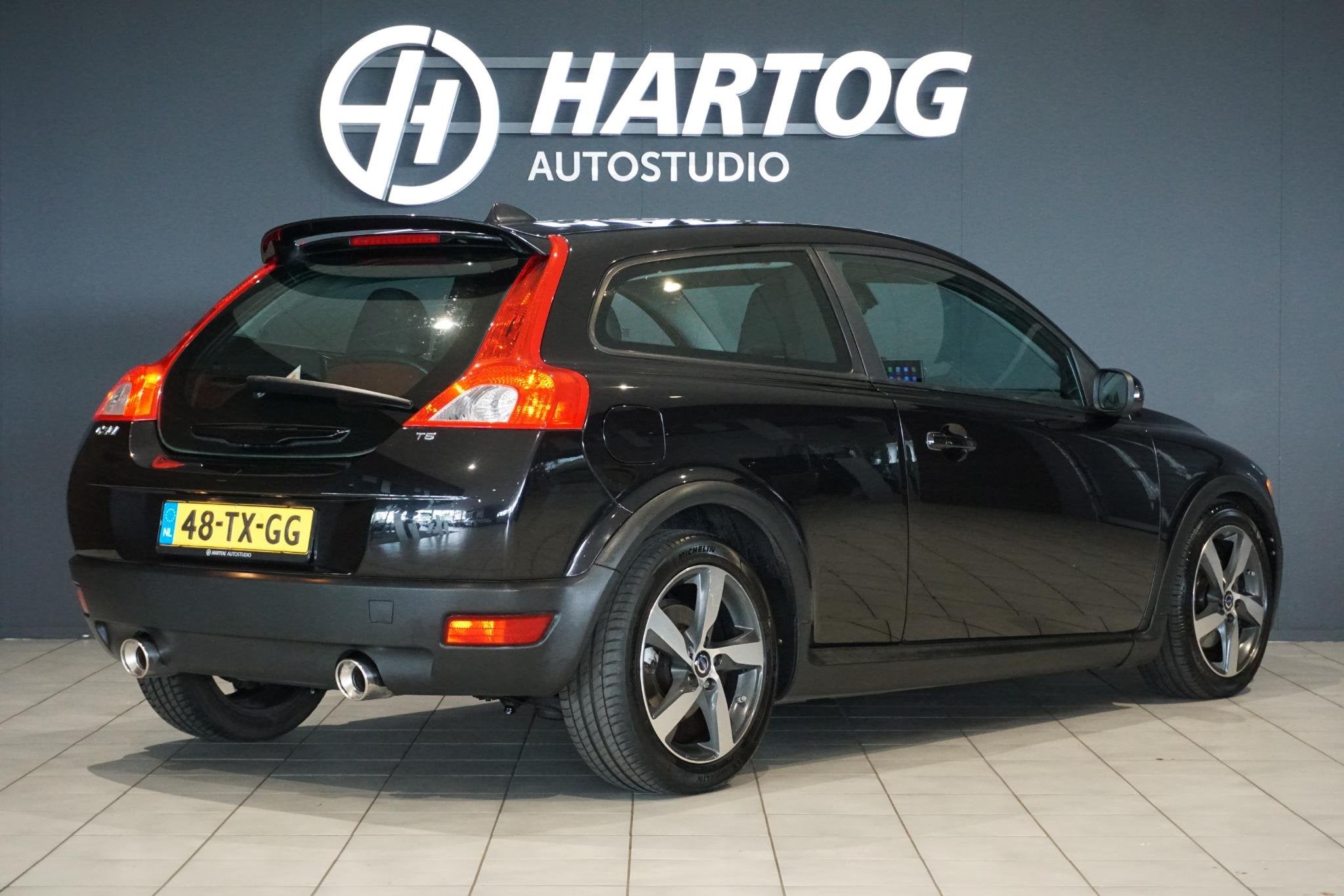 Volvo C30 2.5 T5 Summum 325PK STAGE 3 + volledige historie a, Auto's, Gebruikt, 700 kg, 4 stoelen, Handgeschakeld