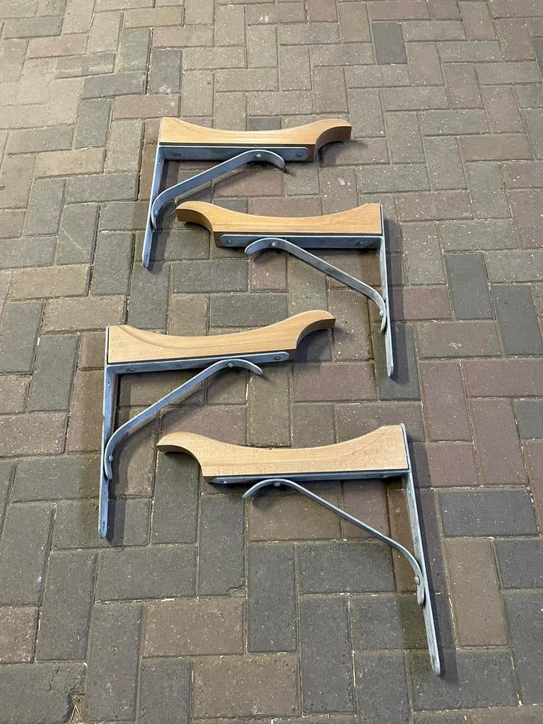 4 zadelsteunen metaal met hout, Dieren en Toebehoren, Paarden en Pony's | Overige Paardenspullen, Ophalen, Gebruikt, Overige soorten