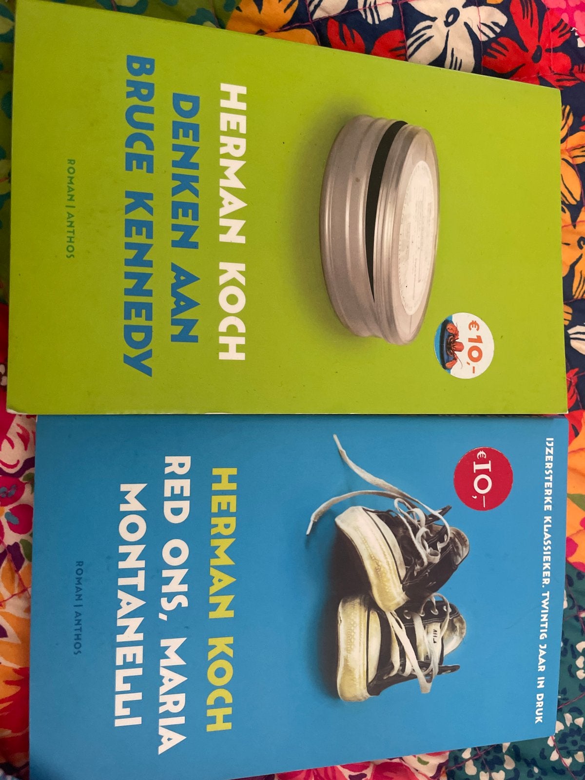 Herman Koch Boeken: Denken aan Bruce Kennedy & Red ons, Mari, Ophalen of Verzenden, Zo goed als nieuw, Nederland