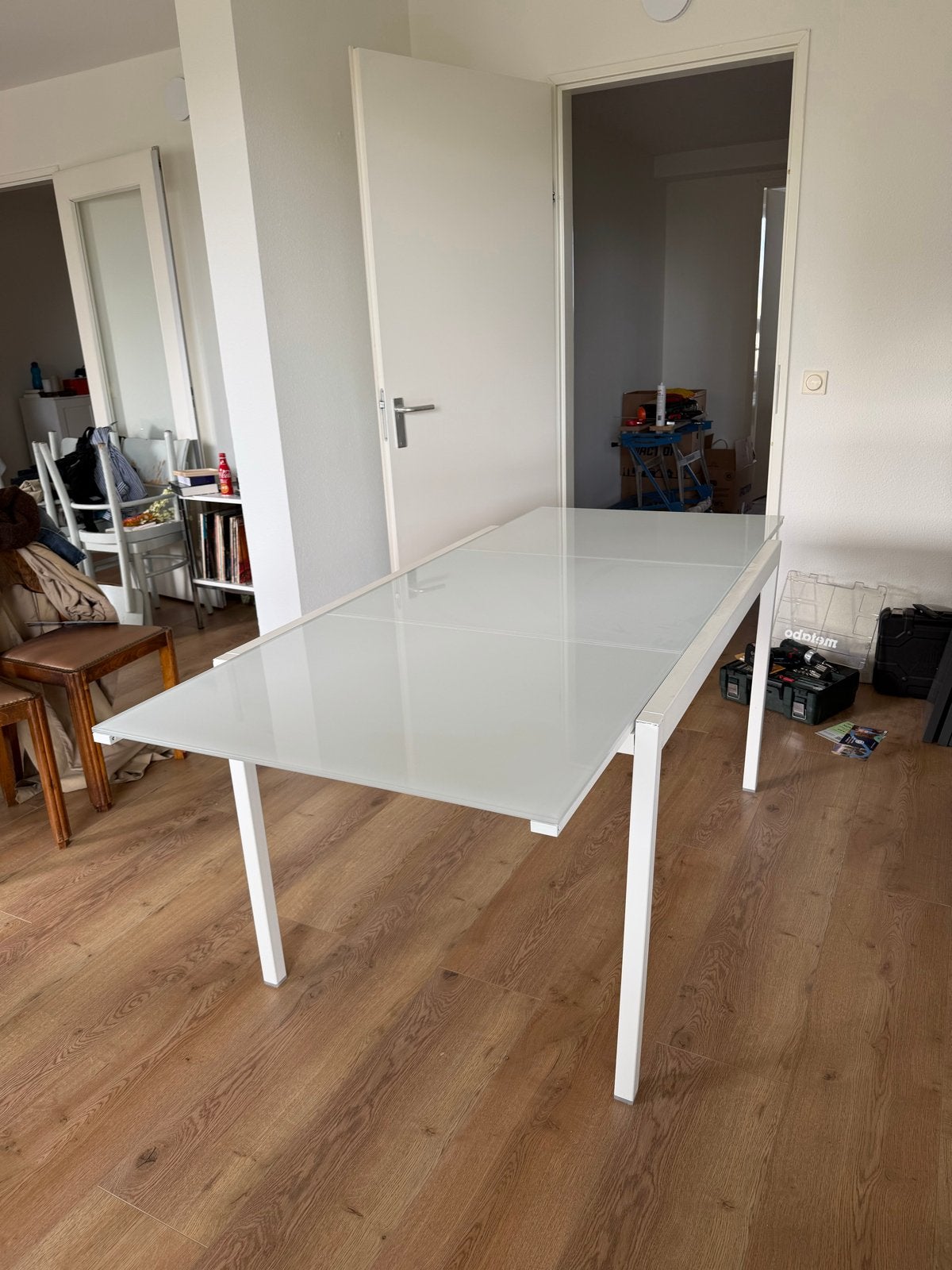 Uitschuifbare eettafel met glazen blad, Ophalen, 100 tot 150 cm, 50 tot 100 cm, Vier personen