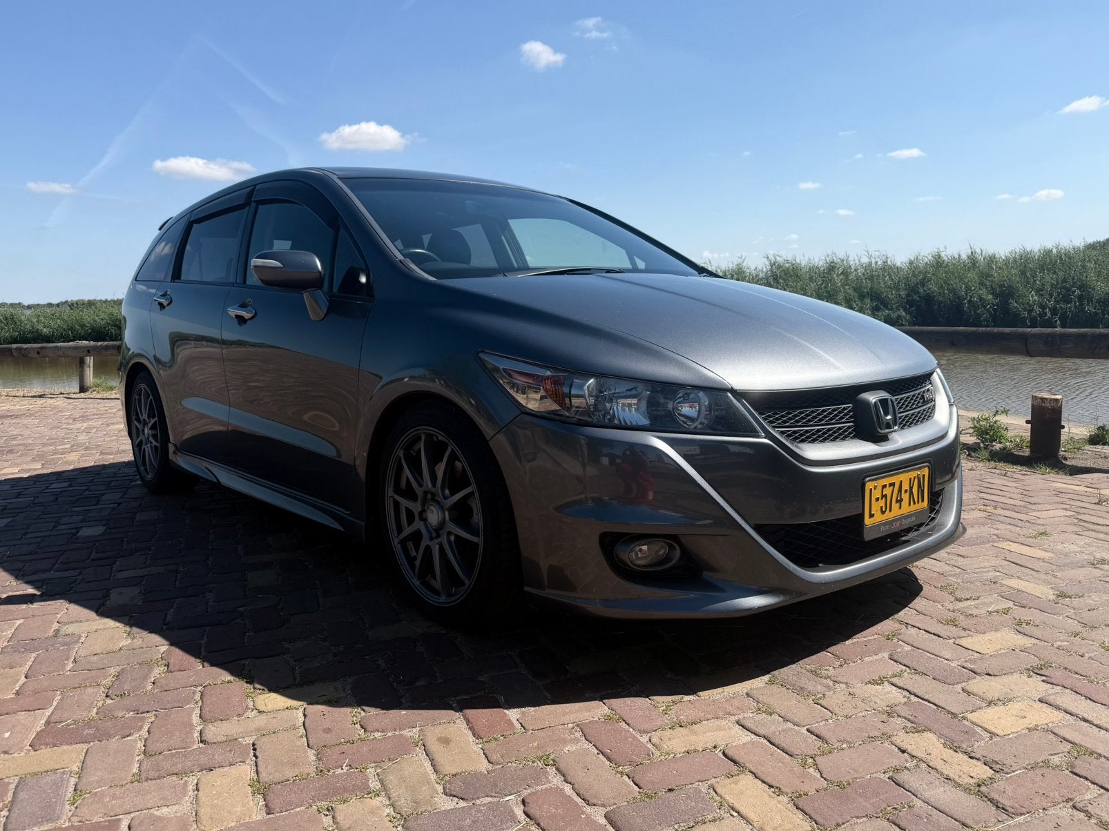 Honda Stream 1.8 RST Automaat – JDM – RHD – SSR, 1346 kg, Stationwagon, Particulier, 84 €/maand