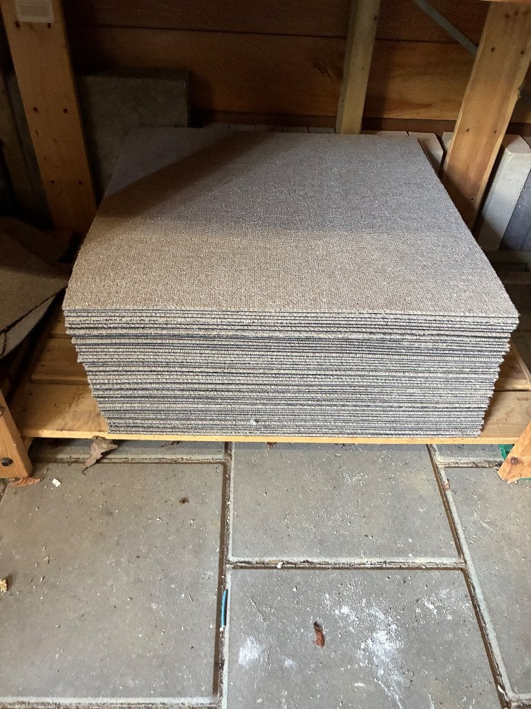 Tapijttegels beige, Ophalen, Zo goed als nieuw, Tapijttegels, 10 tot 25 m²