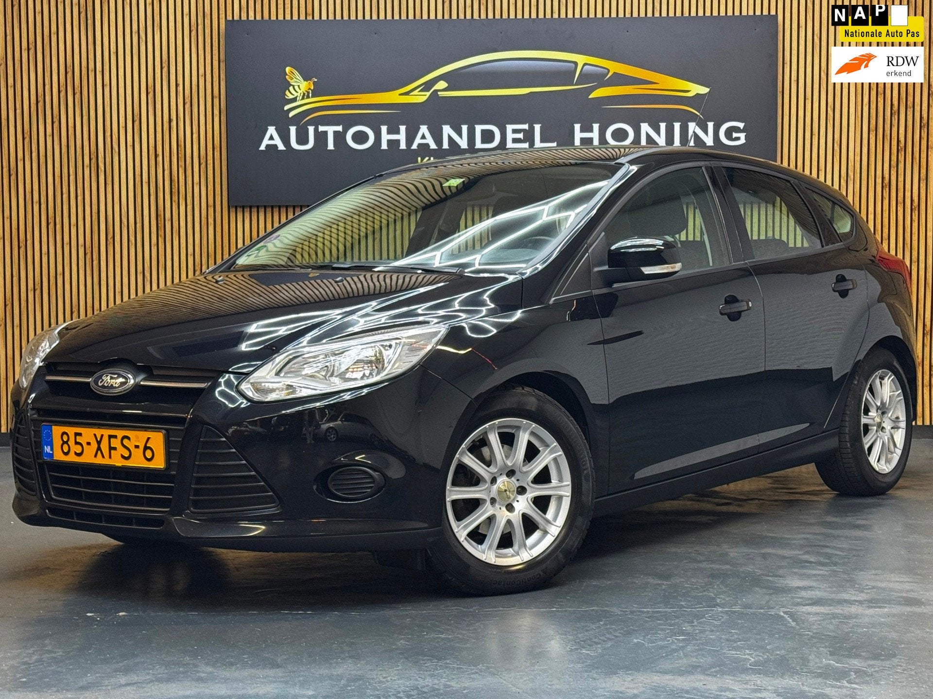 Ford Focus 1.0 EcoBoost Lease Trend|NAVI|PSENSOR|TREKHAAK|AI, Auto's, Euro 5, 101 pk, Gebruikt, 635 kg
