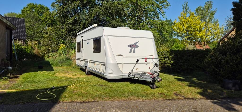 LMC dominant 560 k1 (2007) mover casetteluifel voortent, Caravans en Kamperen, Caravans, Mover, Rondzit, Particulier, 5 tot 6 meter