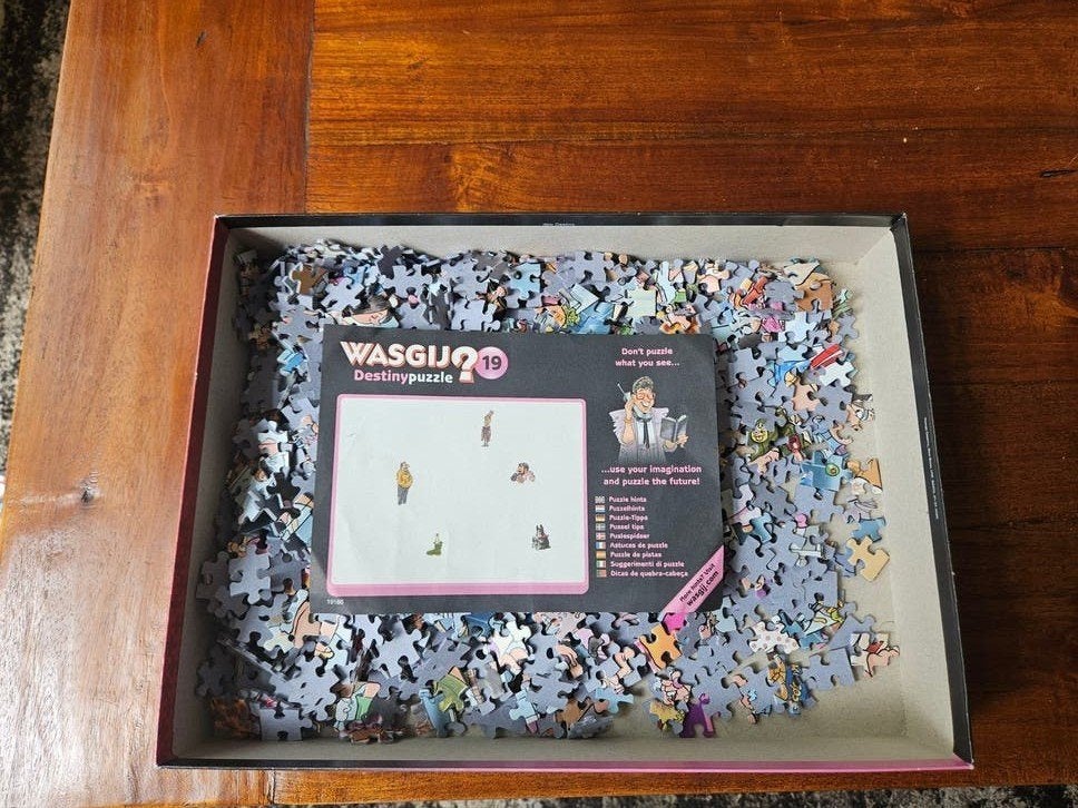Jumbo Wasgij Destiny 19: The Puzzlers Arms! 1000 stukjes, Ophalen of Verzenden, 500 t/m 1500 stukjes, Gebruikt, Legpuzzel