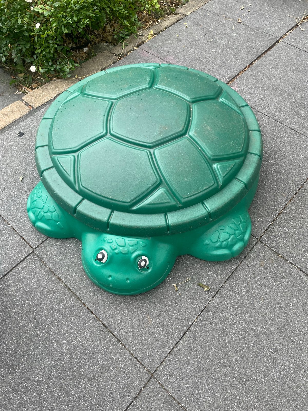 Little Tikes Schildpad Zandbak met Deksel, Kinderen en Baby's, Ophalen, Gebruikt