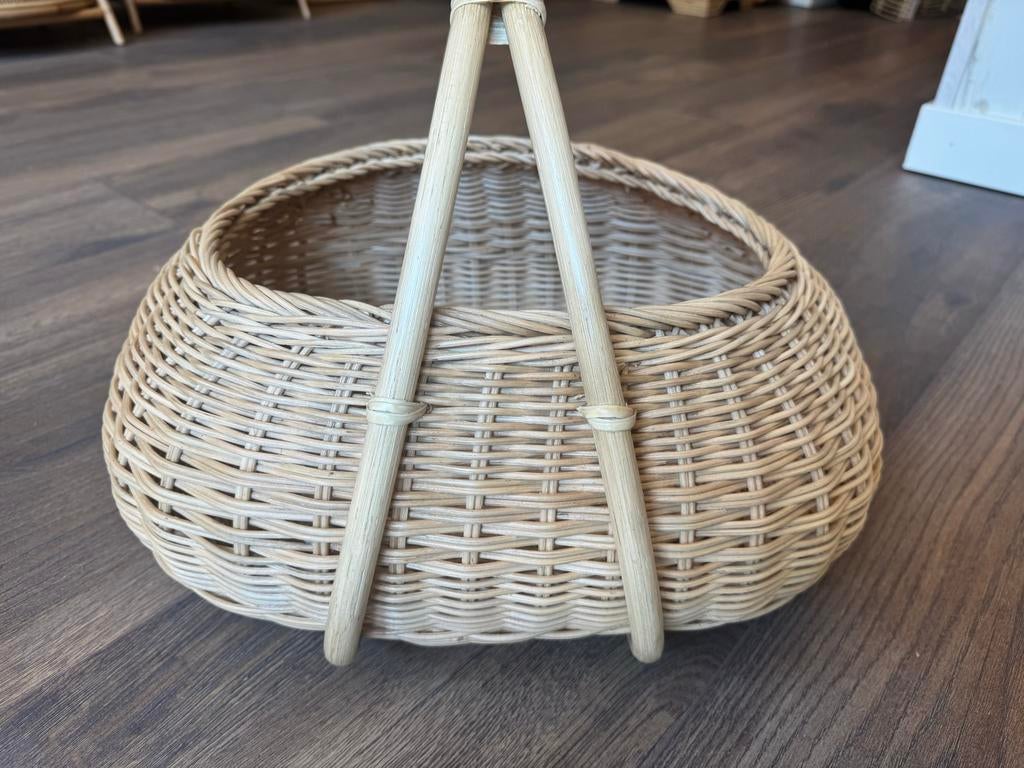 Mooie rieten mand met handvat - nieuw, Ophalen of Verzenden, Nieuw
