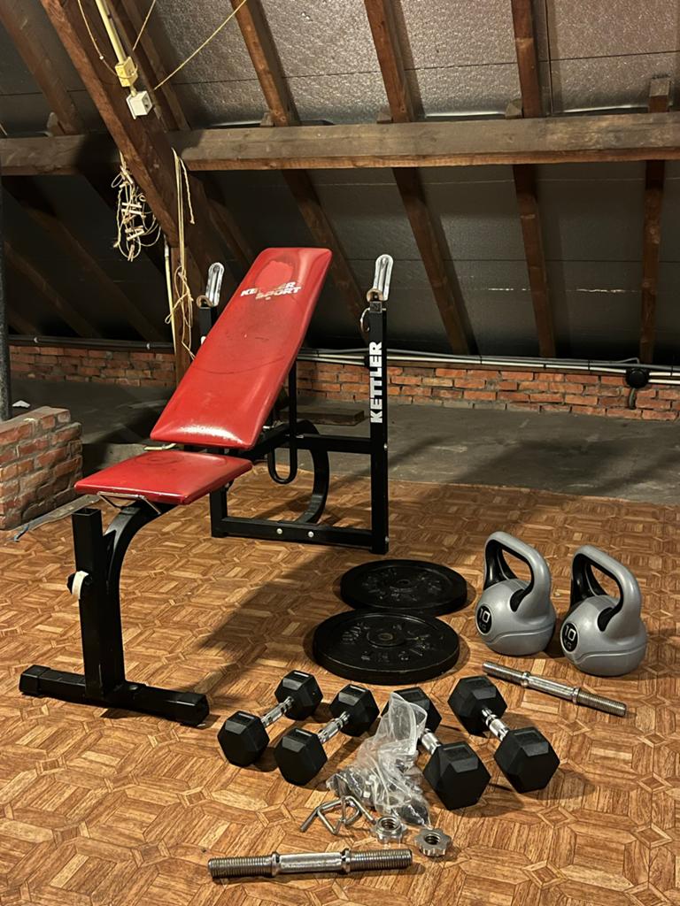 Kettler Sport Fitnessbank met Gewichten en Halters, Ophalen, Gebruikt, Armen, Fitnessbank