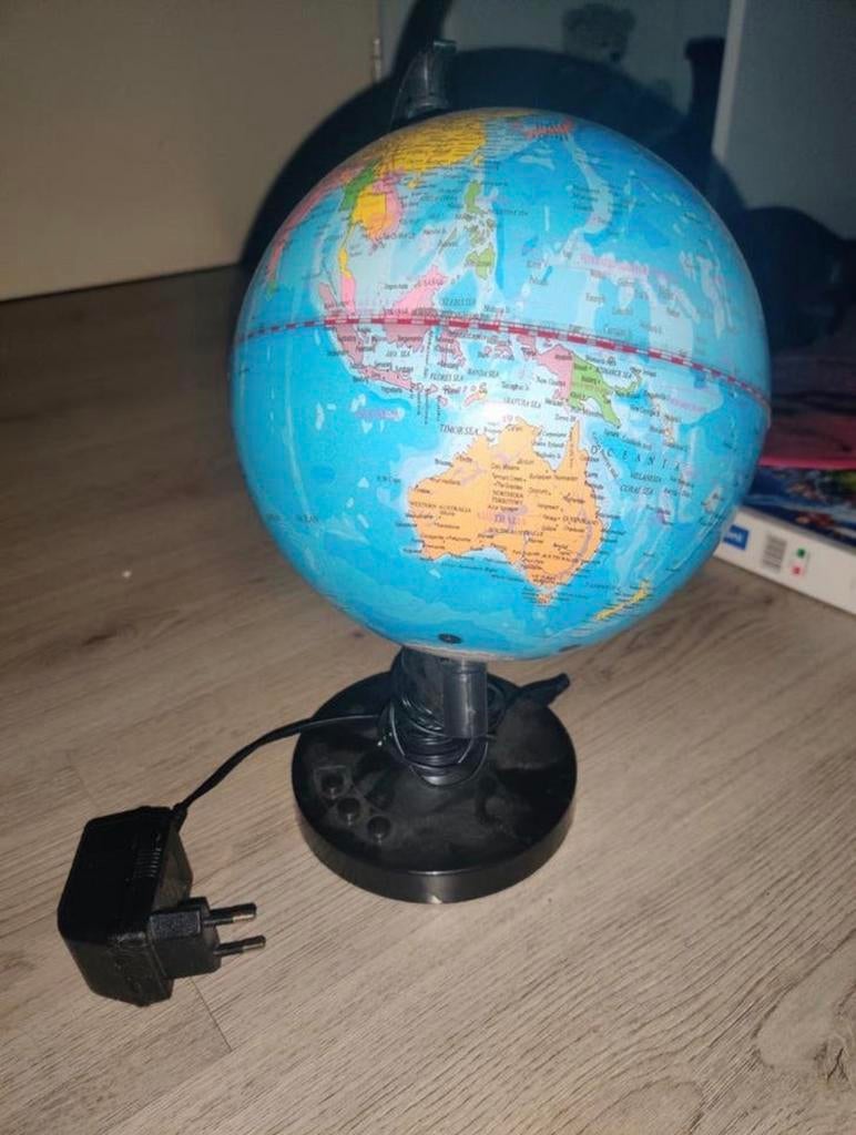 Wereldbol met verlichting, Huis en Inrichting, Woonaccessoires | Overige, Ophalen, Gebruikt