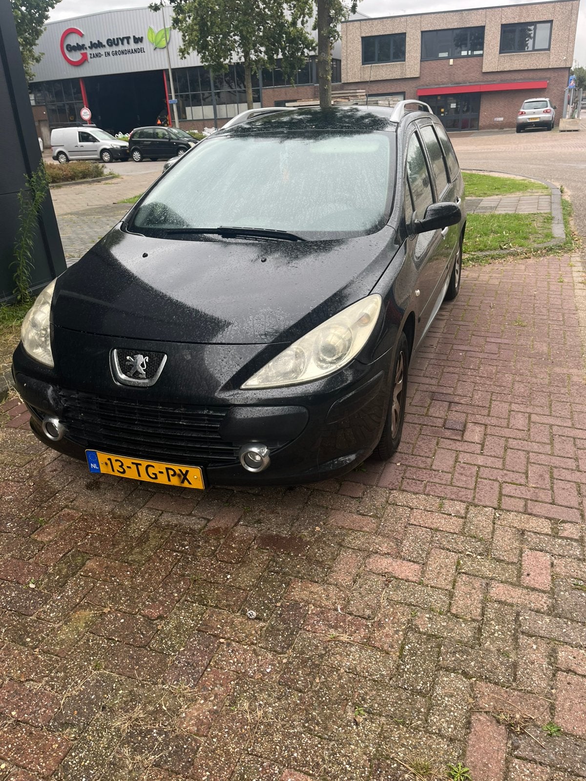 Peugeot 307 1.6 16V XR Break 2006 Zwart, Auto's, Peugeot, 4 cilinders, 715 kg, 7 stoelen, Zwart