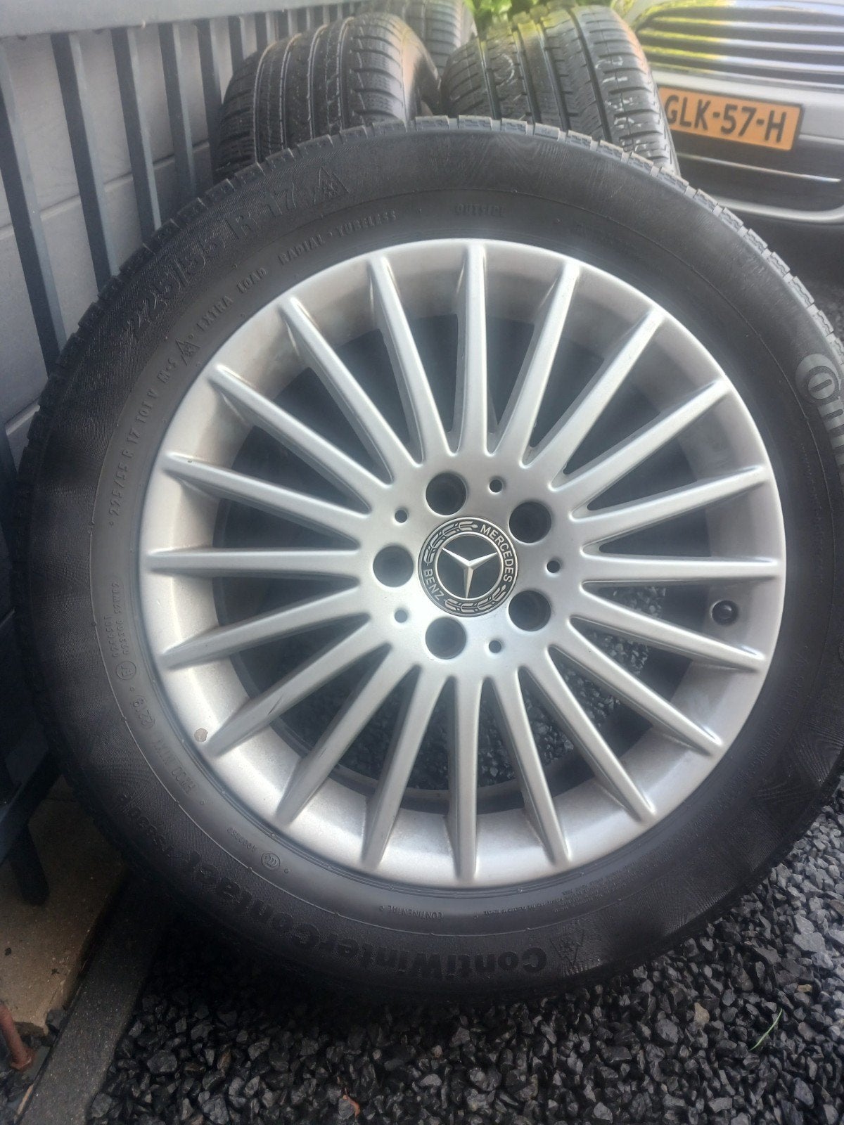 4xMERCEDES V KLASSEx continental/Vredestein Wint 225/55 R17, Ophalen