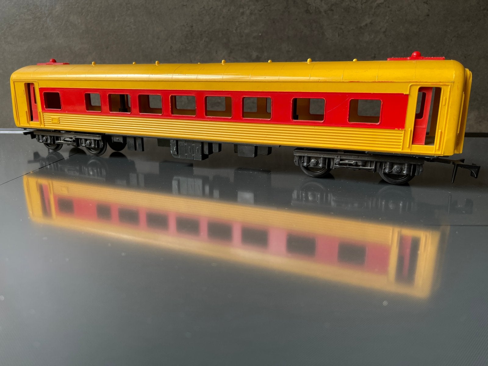 Personenwagon Tri-Ang Big Train model 274 spoor 0, Overige merken, Gebruikt, Gelijkstroom, Wagon