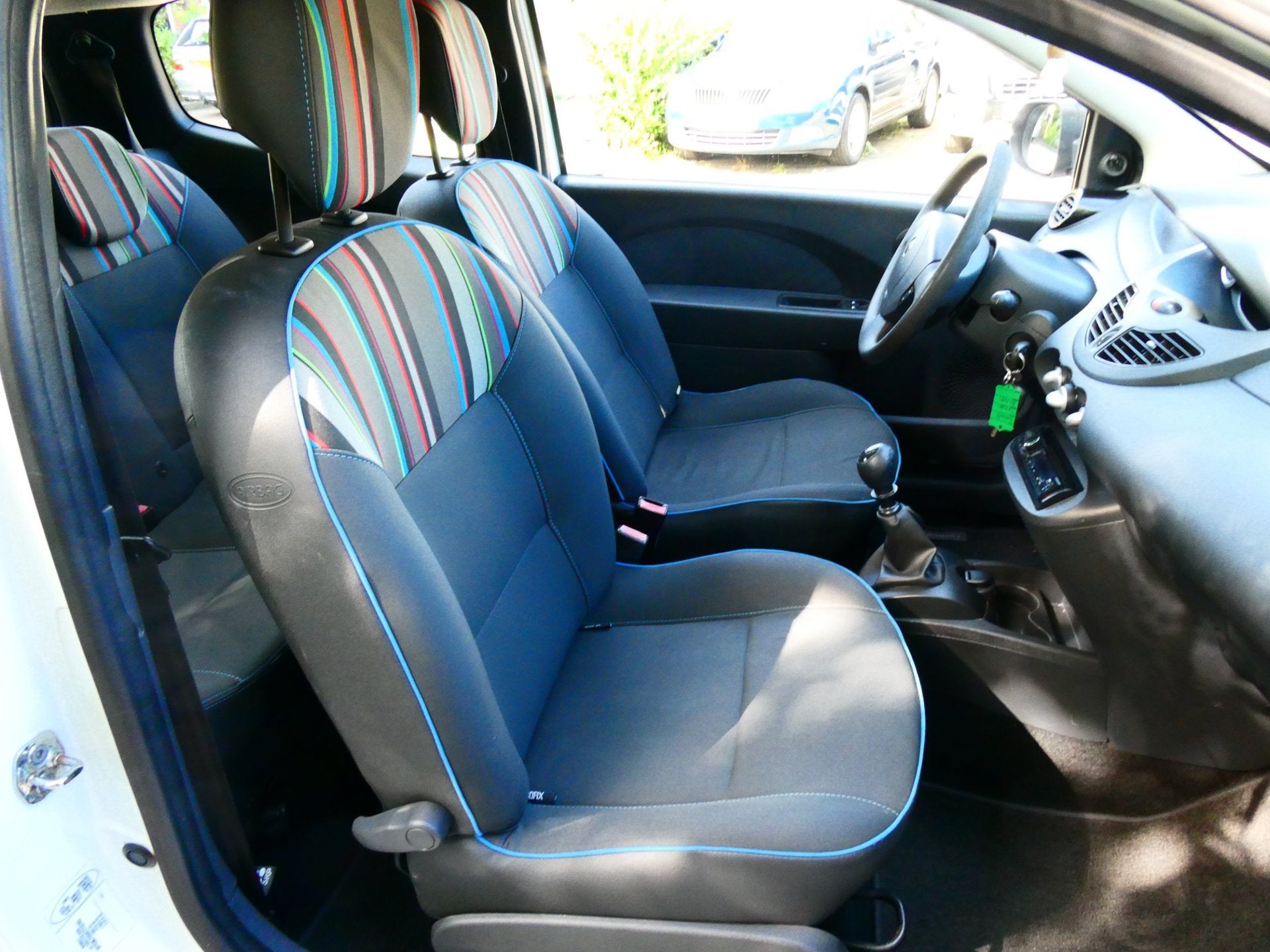 Renault Twingo 1.2 16V Authentique 2e eigenaar Zuinig A-Labe, Voorwielaandrijving, Gebruikt, 4 cilinders, 4 stoelen