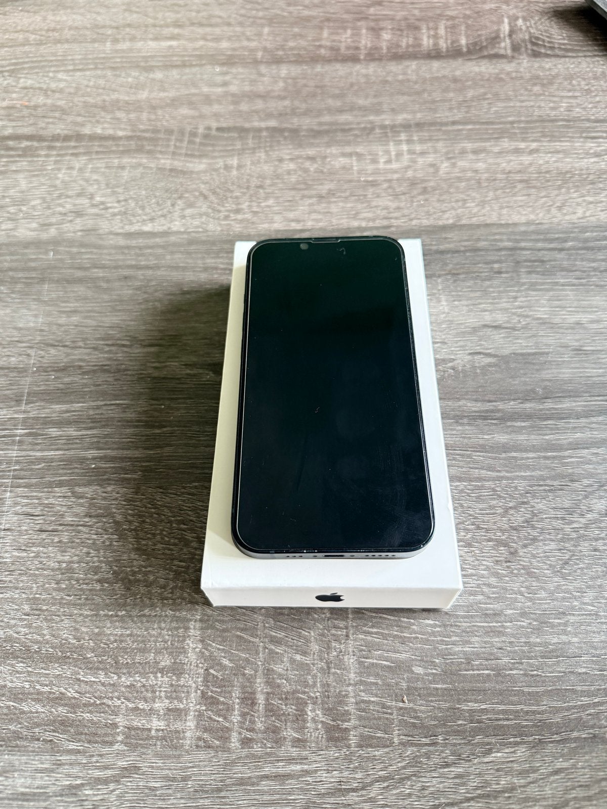 iPhone 14 128GB midnight blue