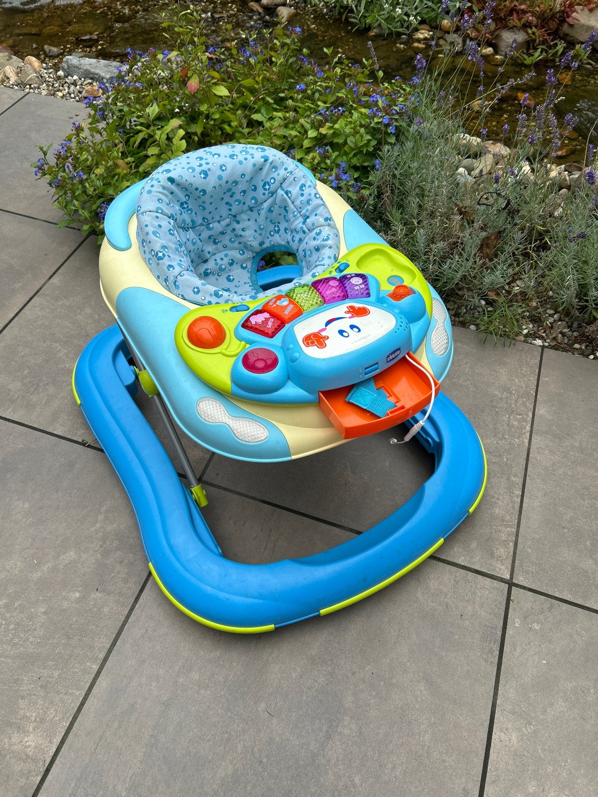 Chicco Babywalker met speelpaneel, Ophalen, Gebruikt, Overige typen, Met licht