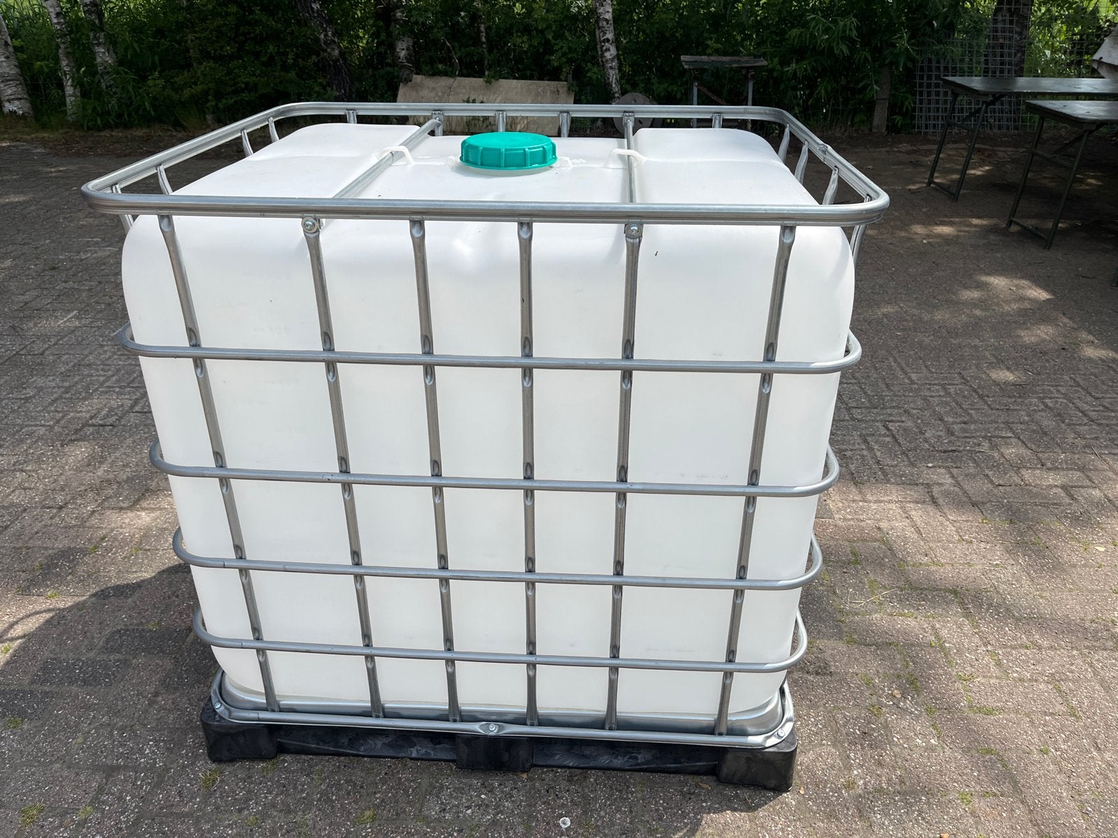 IBC container 1000 liter met gardena aansluiting, Ophalen, Zo goed als nieuw