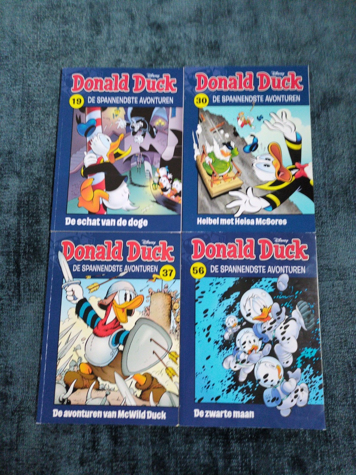 4 Donald Duck spannendste avonturen, Meerdere comics, Ophalen of Verzenden, Zo goed als nieuw, Europa