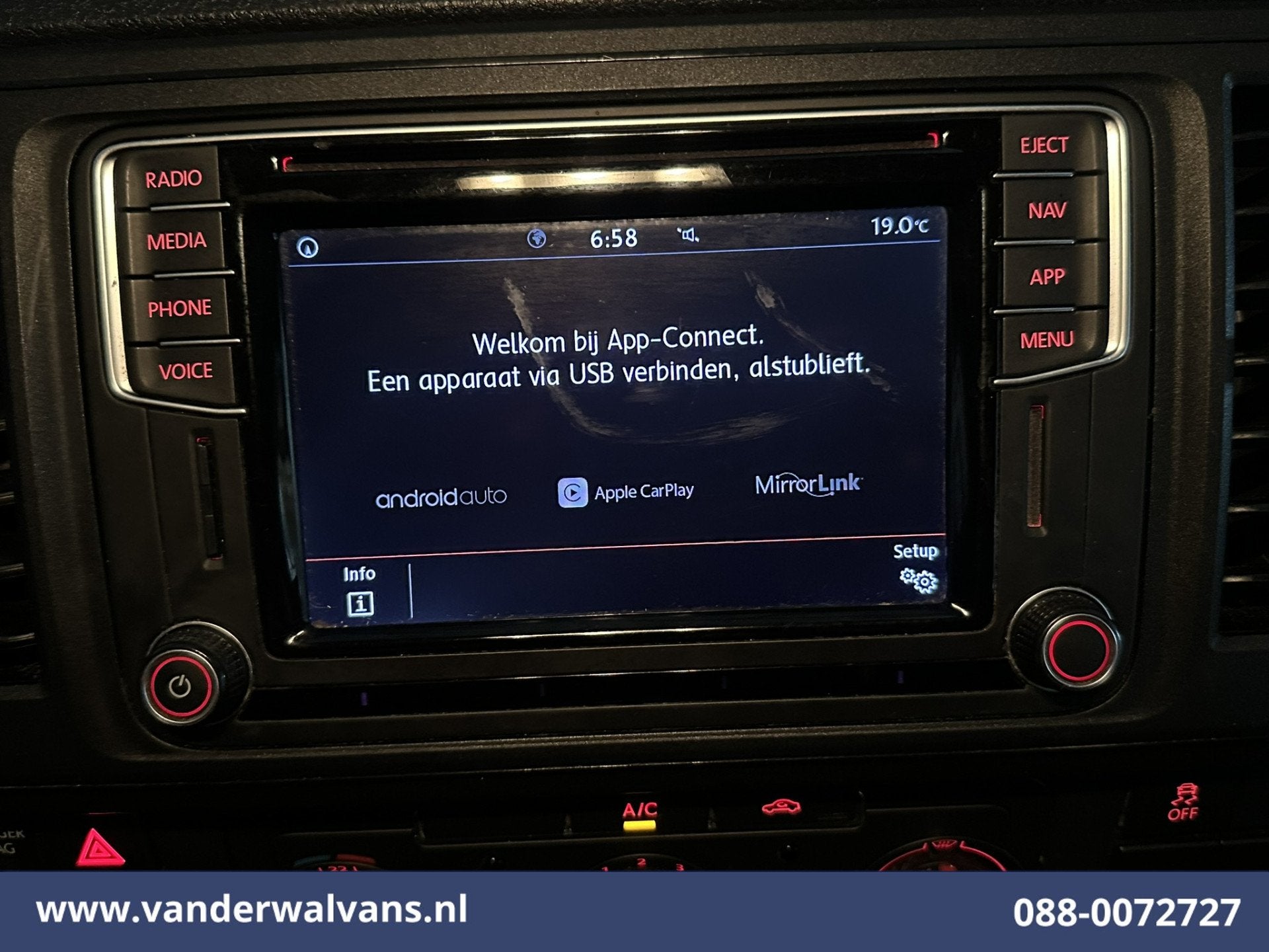Volkswagen Transporter 2.0 TDI 150pk L1H1 Euro6 Airco | Navi, Auto's, Dealer onderhouden, Stof, Gebruikt, 4 cilinders