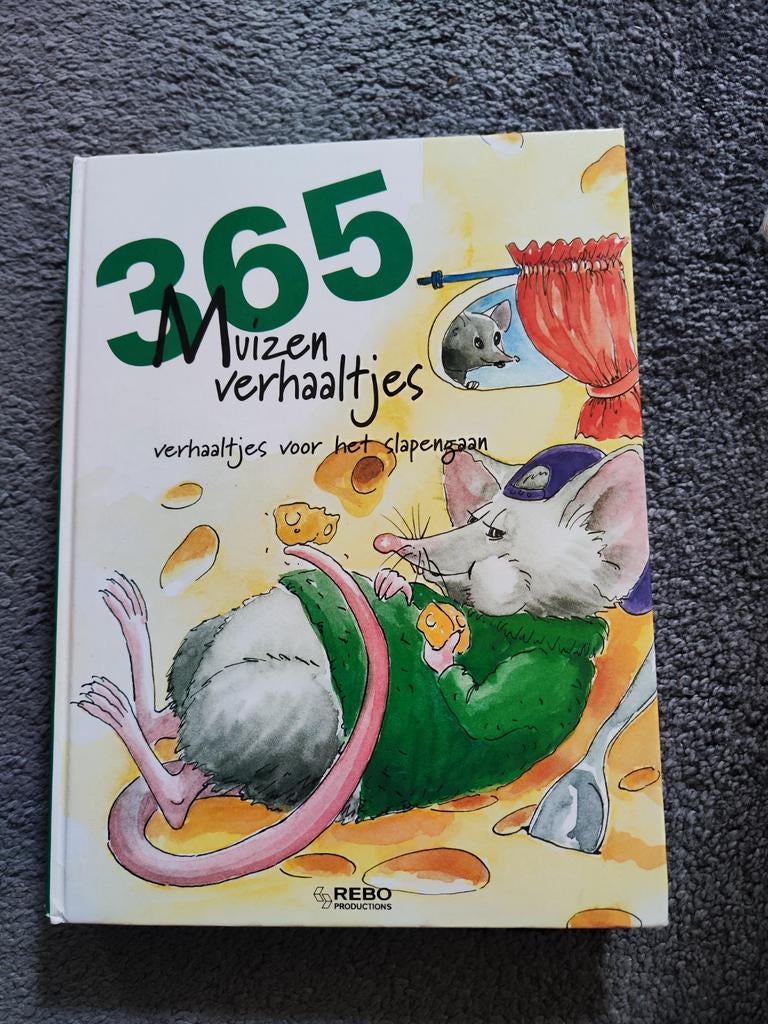 365 Muizen verhaaltjes, Boeken, Ophalen of Verzenden, Gelezen, Rebo, Fictie algemeen