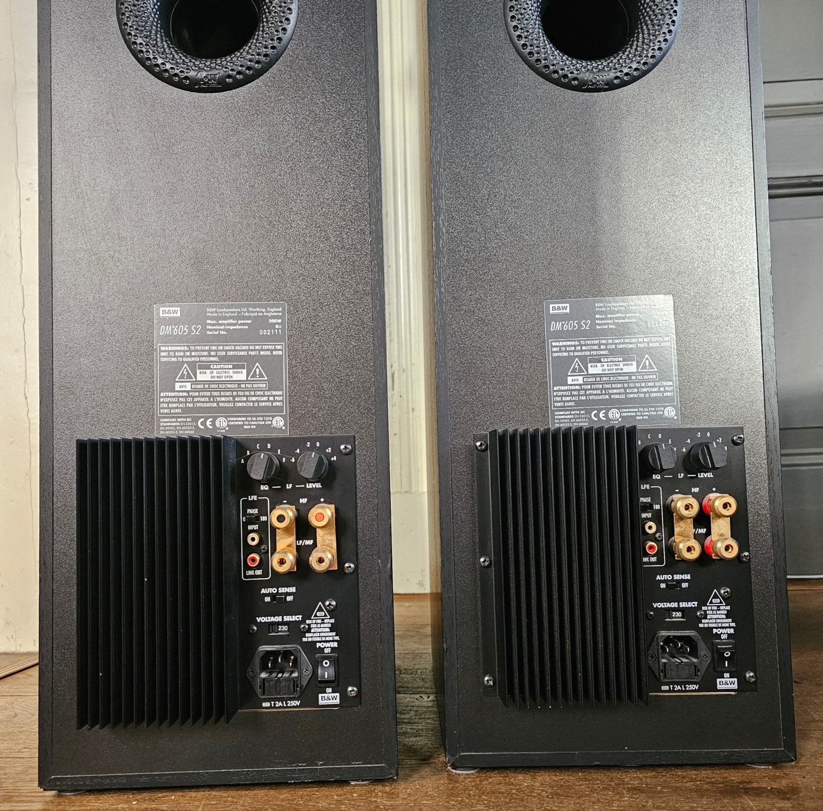 B&W DM605 S2 dubbele actieve 130w subwoofers, 31kg,garantie, Vloerstaande luidspreker, Basreflex, B&W, Refurbished