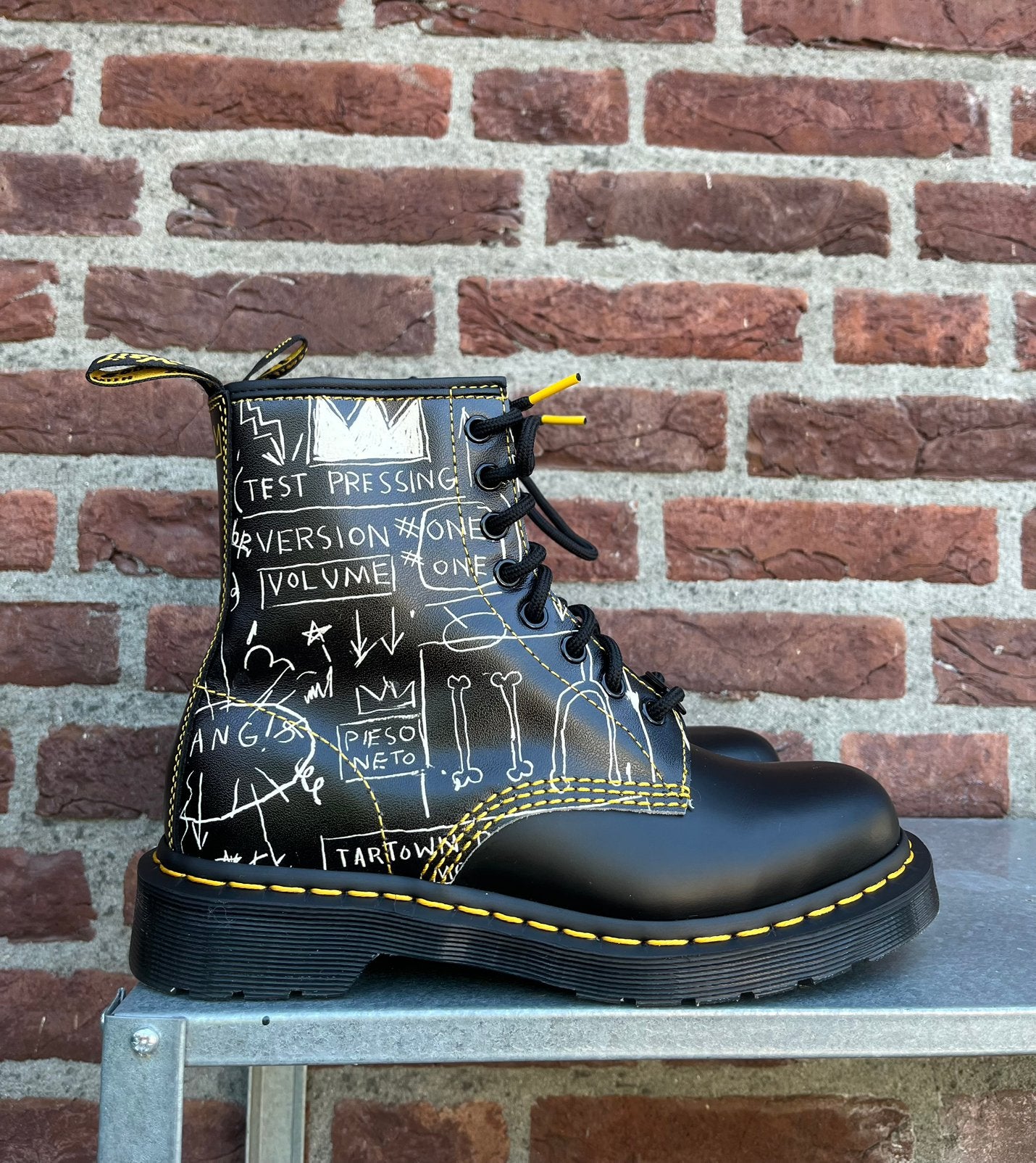 Dr. Martens 1460 Basquiat limited edition maat 38, Dr. Martens, Docs, Zwart, Docs
