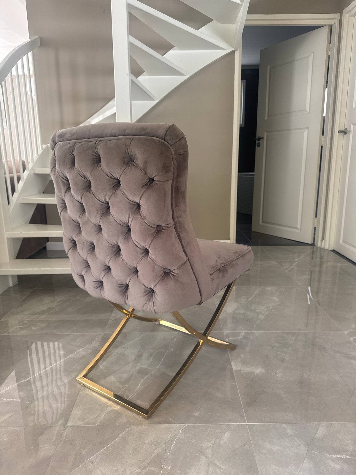 6 Luxe eetkamerstoel met gouden onderstel, Ophalen, Overige kleuren, Zo goed als nieuw, Metaal