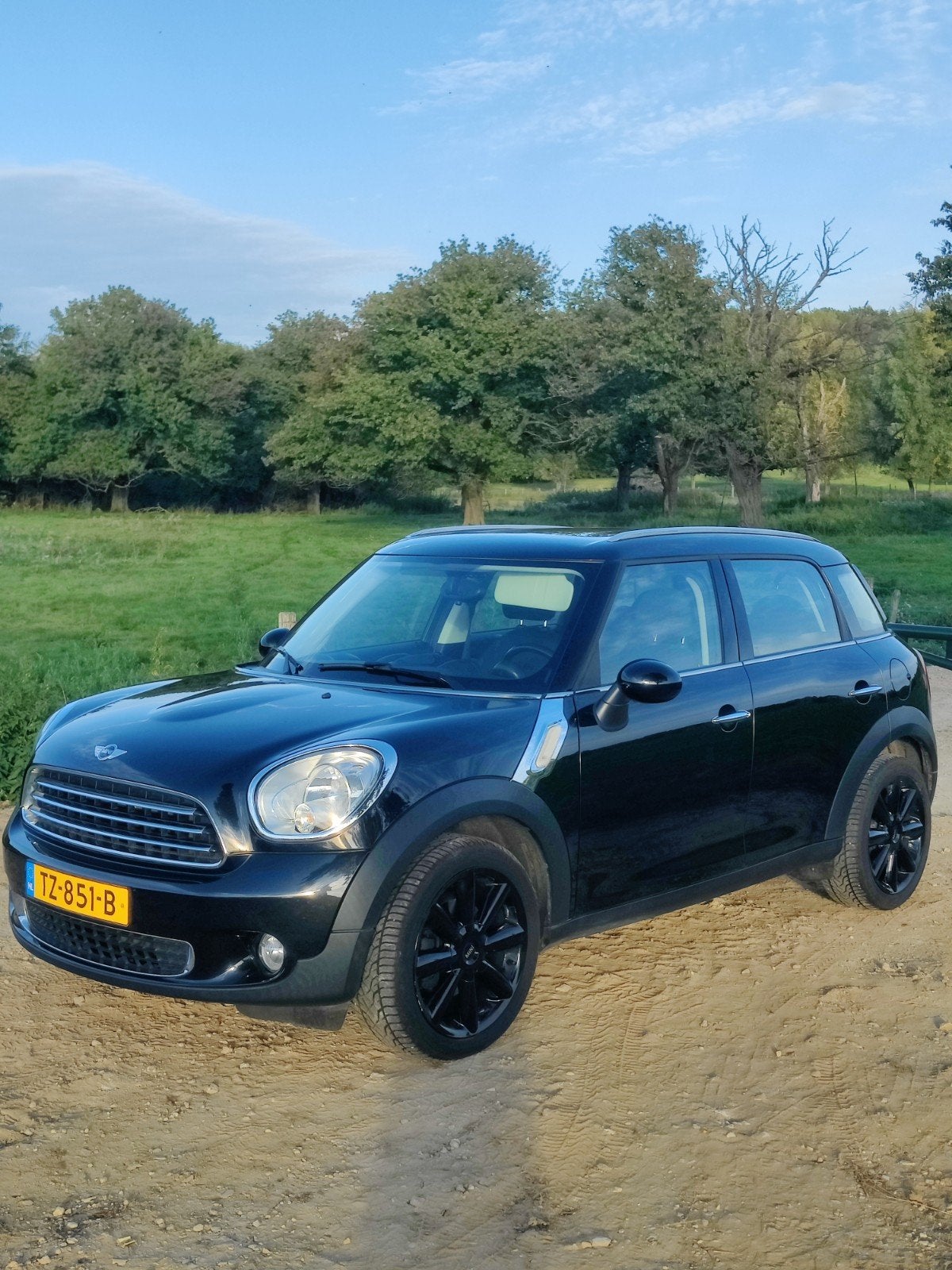 Mini Countryman 1.6 ONE 2011 Zwart, Voorwielaandrijving, Zwart, 98 pk, Particulier