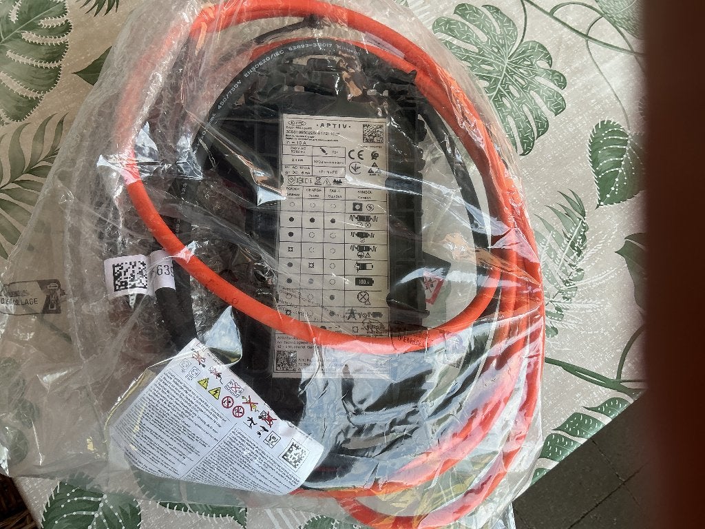 Mobiele EV lader 2,4KW 10Amp Type 2, Auto diversen, Laadpalen, Nieuw, Laadkabel, Ophalen