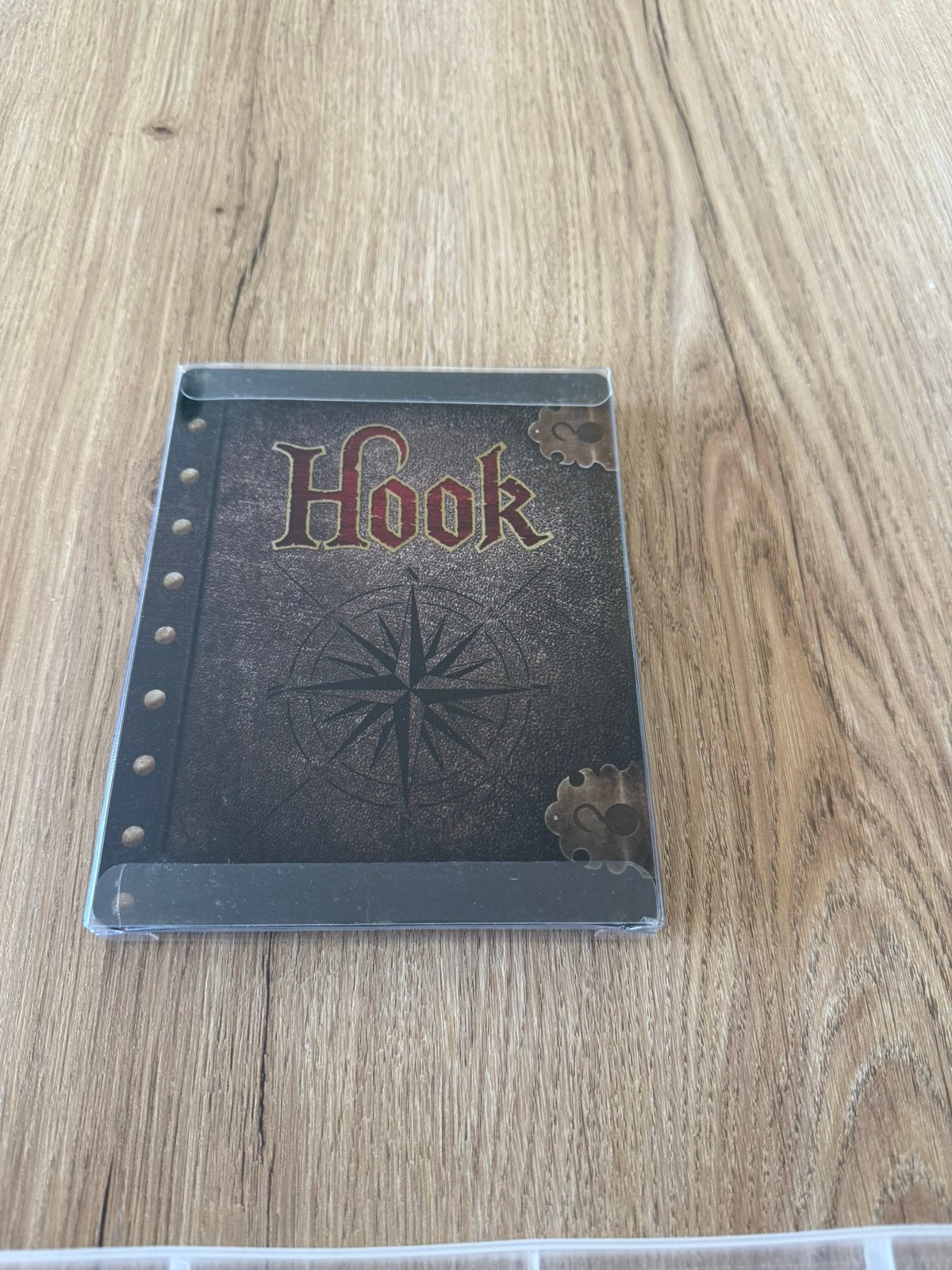Hook, Verzenden, Zo goed als nieuw, Actie