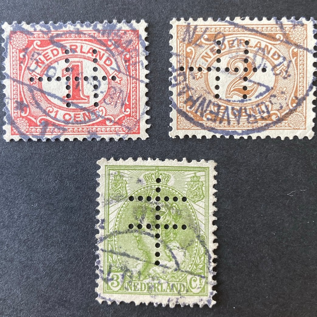 Perfin kruis 1 in nvph 51;54 en 57, Ophalen of Verzenden, Gestempeld