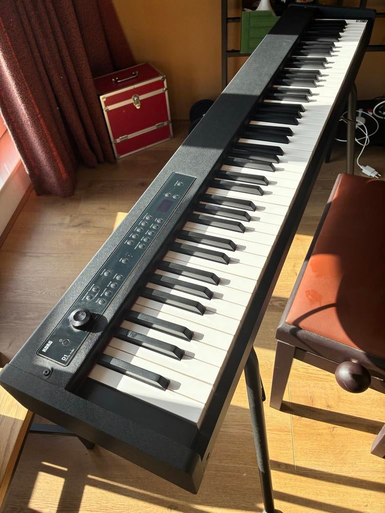 Korg D1 Digitale Piano - Compact en Krachtig, Muziek en Instrumenten, Piano's, Ophalen, Zwart, Digitaal, Zo goed als nieuw