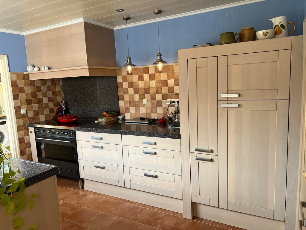 Complete keuken incl. apparatuur smegfornuis, Huis en Inrichting, Keuken | Complete keukens, Ophalen, Gebruikt, Hoekkeuken, Graniet of Steen