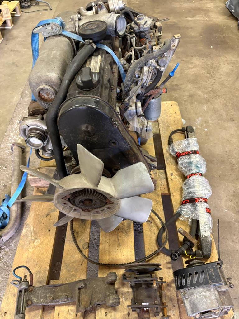 Volvo D24TIC 2,4L 6 cilinder turbo diesel motor, Ophalen, Gebruikt, Volvo