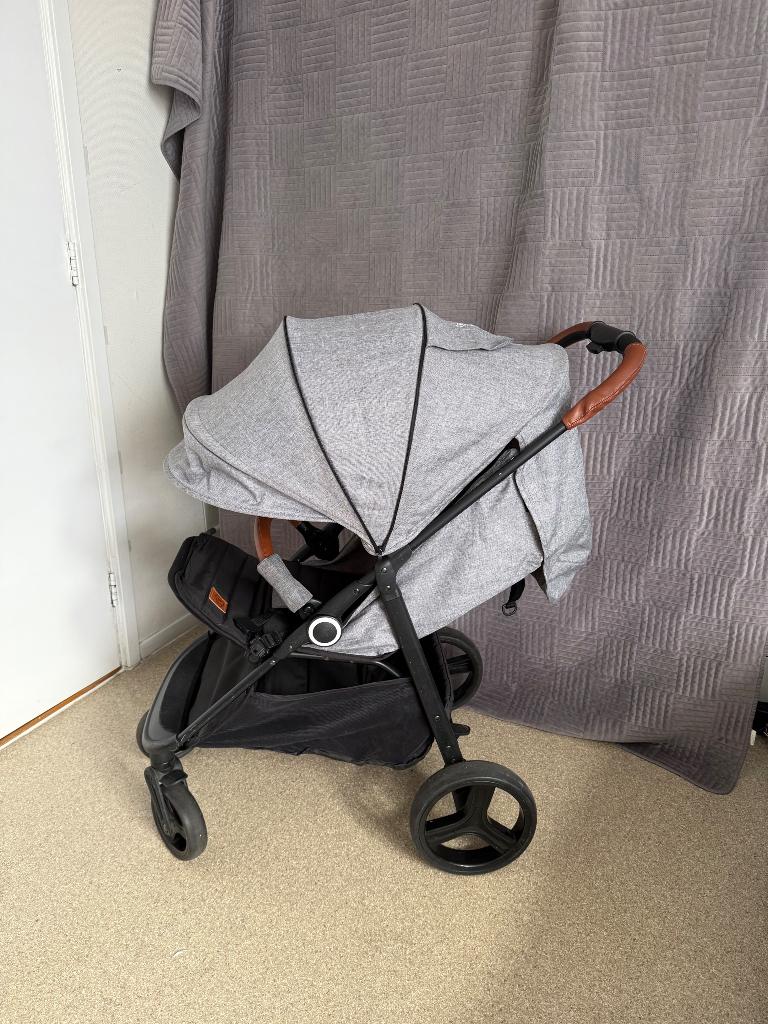 Kinderkraft kinderwagen, Ophalen, Zo goed als nieuw, Kinderwagen, Overige merken