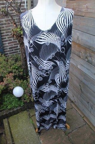Jurk zwart/ wit Magna mt XL Maxi dress Vaste prijs AANBIED, Kleding | Dames, Jurken, Zo goed als nieuw, Maat 46/48 (XL) of groter
