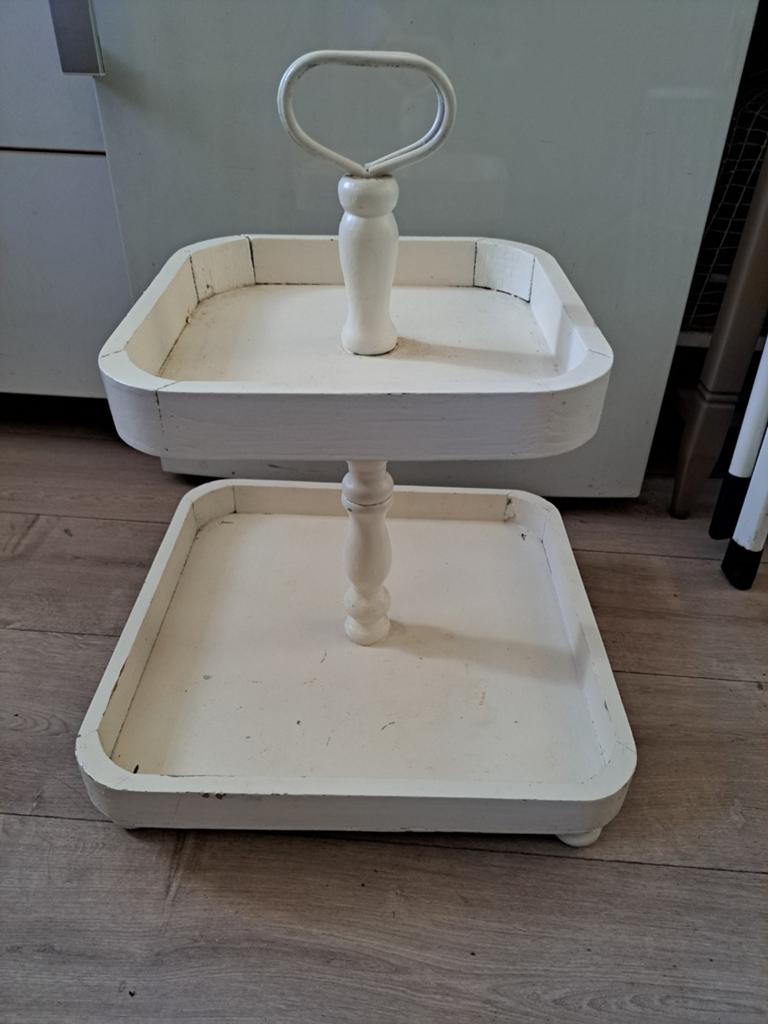 Mooie super grote etagere, Ophalen, Zo goed als nieuw