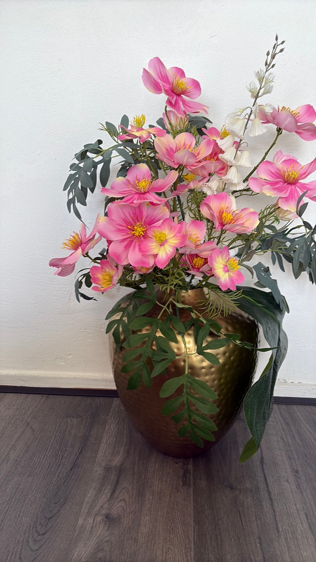 Kunststuk op gouden vaas zijdebloemen countryfields, Ophalen, Binnen, 75 cm, Kunstbloem