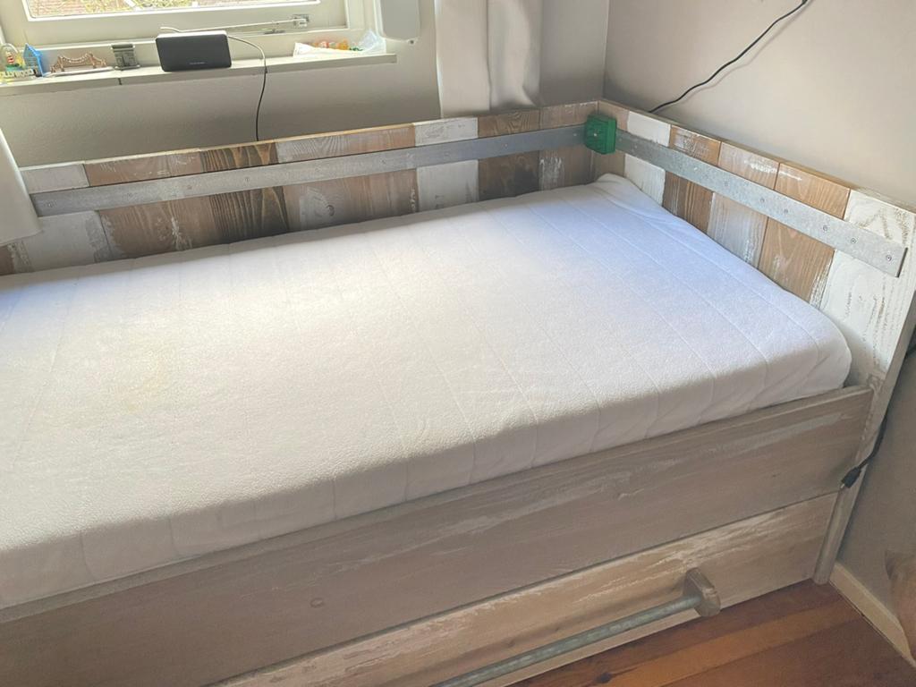 Complete kinder slaapkamer, Ophalen, 90 cm, Zo goed als nieuw, Hout