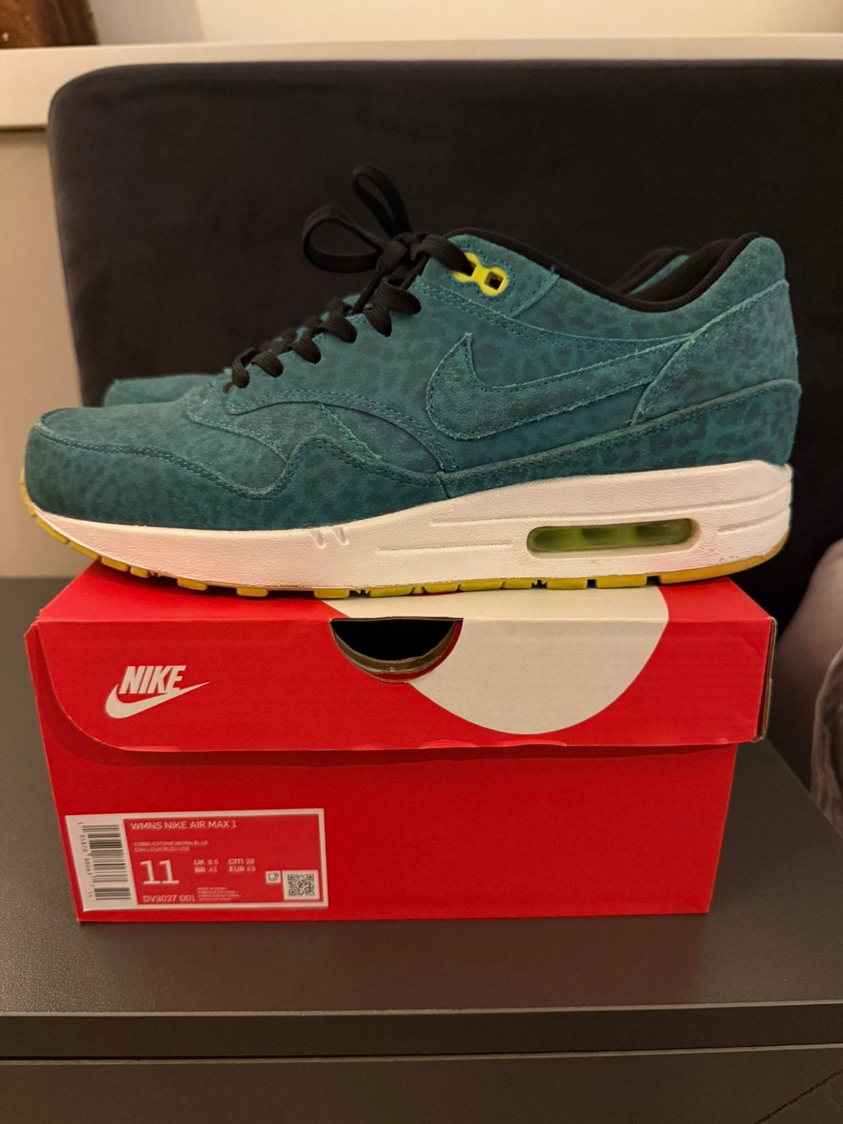 Nike Air Max 1Leopard Blue EU43, Kleding | Heren, Schoenen, Ophalen of Verzenden, Gedragen, Blauw