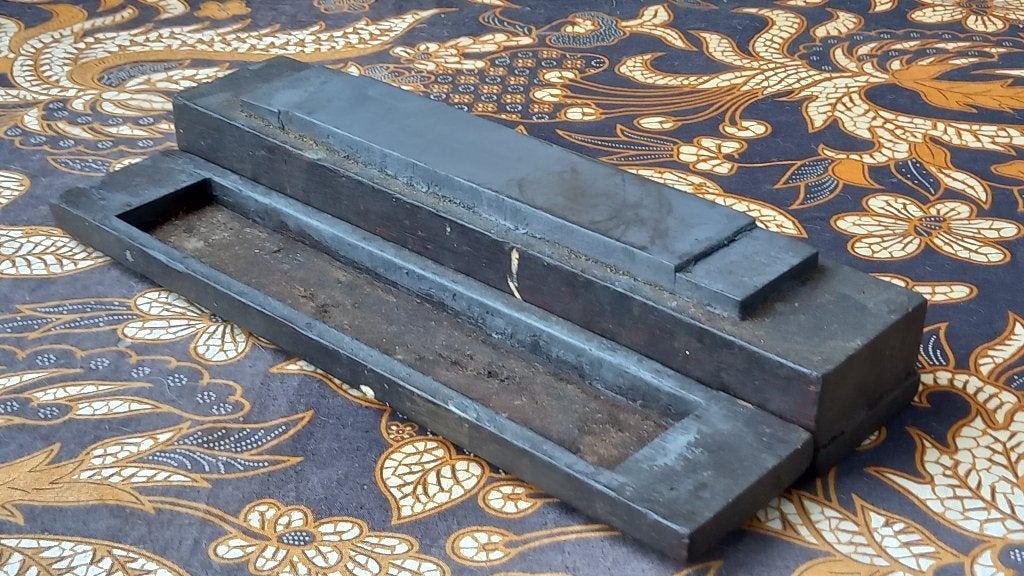 Originele zware antieke wetsteen in kistje uit Engeland., Ophalen of Verzenden