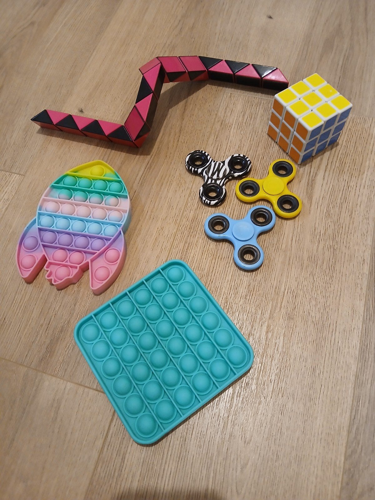 Diverse Fidget Toys Set: Pop-its, Fidget Spinners, Rubiks, Ophalen of Verzenden, Jongen of Meisje