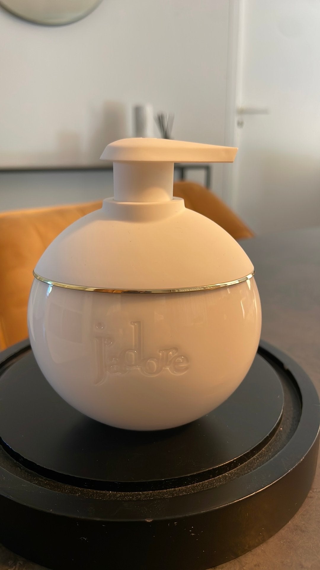 Dior J’ Adore bodylotion, Sieraden, Tassen en Uiterlijk, Uiterlijk | Parfum, Ophalen of Verzenden, Nieuw