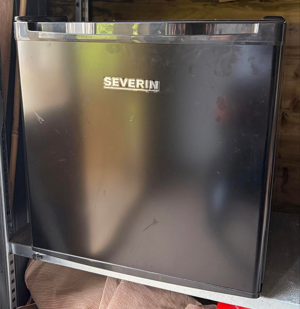 Severin Minibar Koelkast - Compact en Efficiënt, Ophalen, Gebruikt, Minder dan 85 cm, Minder dan 75 liter