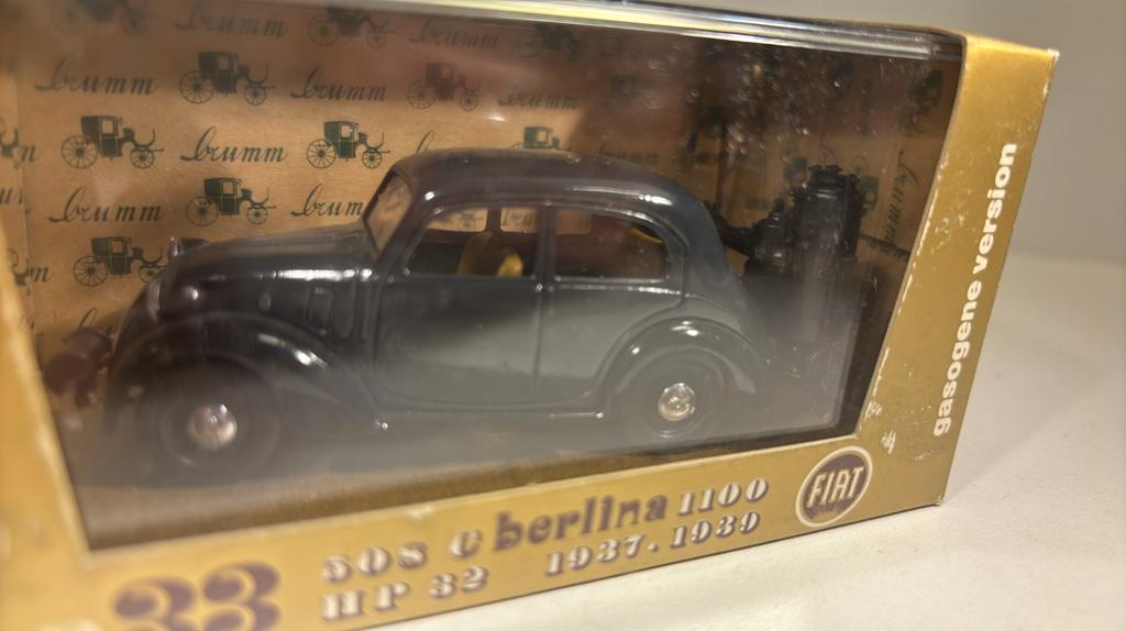 Fiat 508c berlina 1100 hp32 1939 brumm 1.43, Overige merken, Auto, Ophalen of Verzenden, A