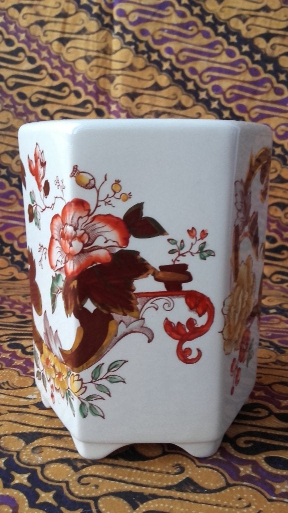 Mooi oud Mason's Brown Velvet vaasje uit Engeland 13 cm., Antiek en Kunst, Antiek | Vazen, Ophalen of Verzenden